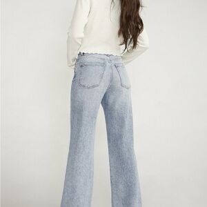 Silver Jeans Light Blue straight leg